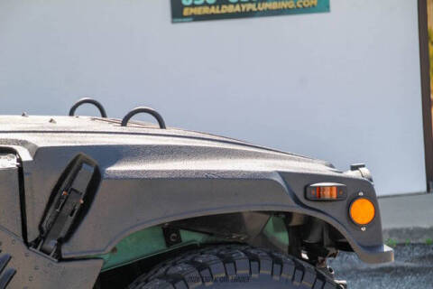 2014 AM General Hummer