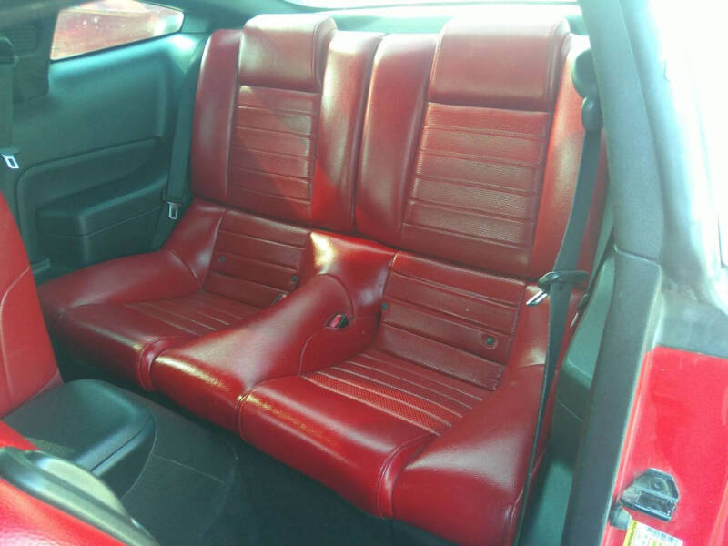2006 Ford Mustang GT Deluxe