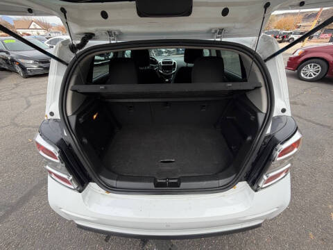 2018 Chevrolet Sonic LT Manual