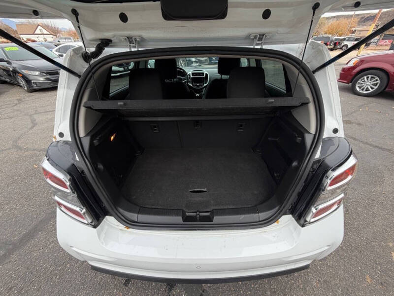 2018 Chevrolet Sonic LT Manual