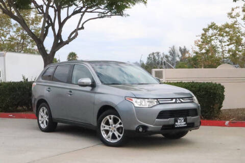 2014 Mitsubishi Outlander SE