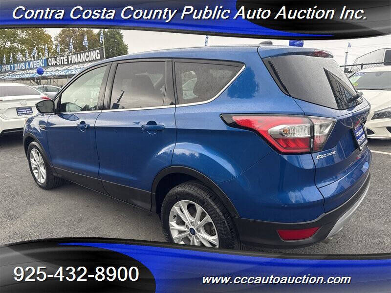 2017 Ford Escape SE