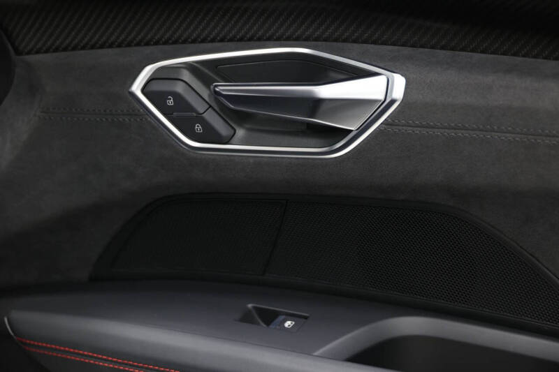 2022 Audi RS e-tron GT quattro