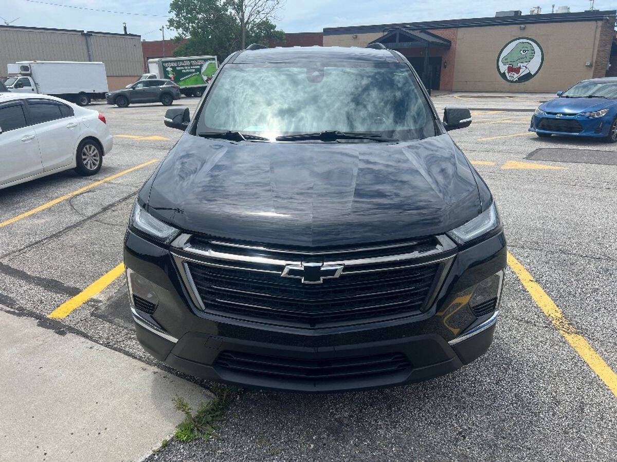 2023-chevrolet-traverse-lt-cloth-4dr-suv.jpg
