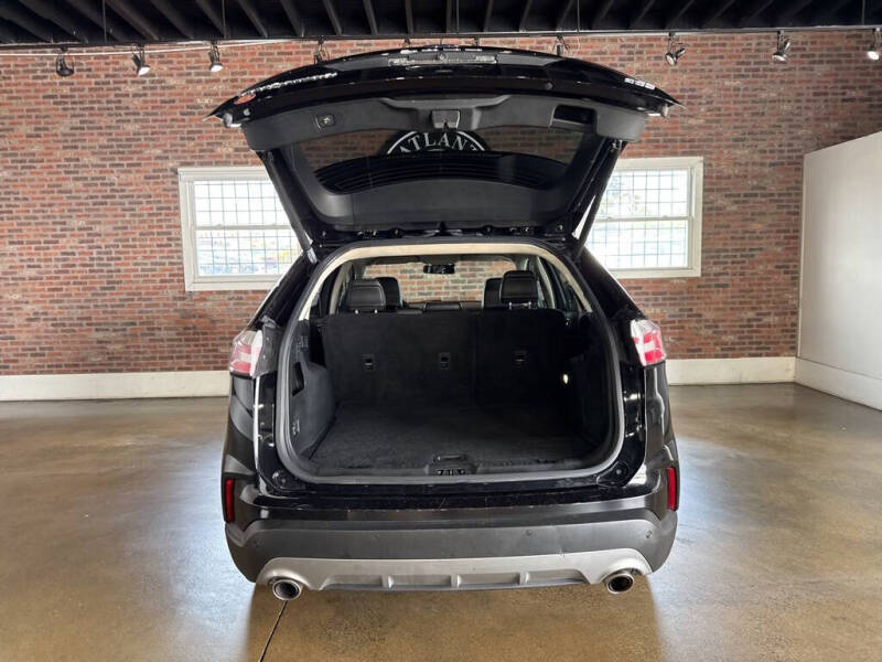 2022 Ford Edge Titanium