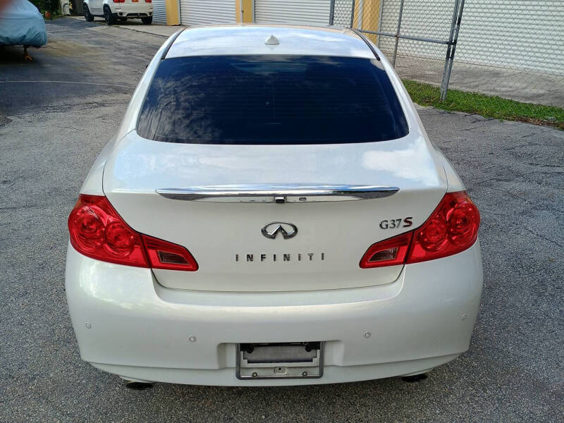 2013 Infiniti G37 Sedan Sport