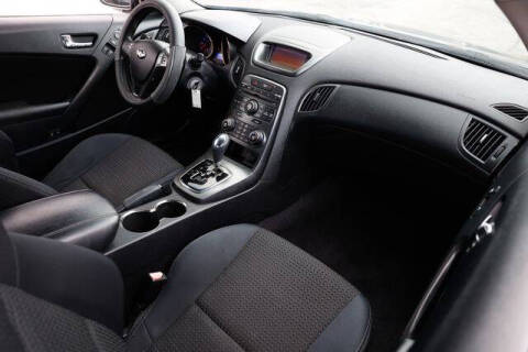 2011 Hyundai Genesis Coupe 2.0T