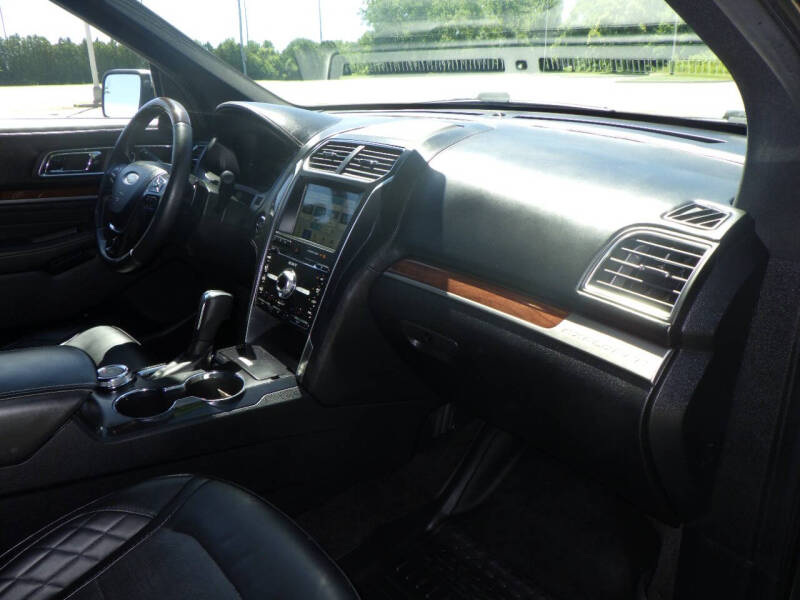 2018 Ford Explorer Platinum