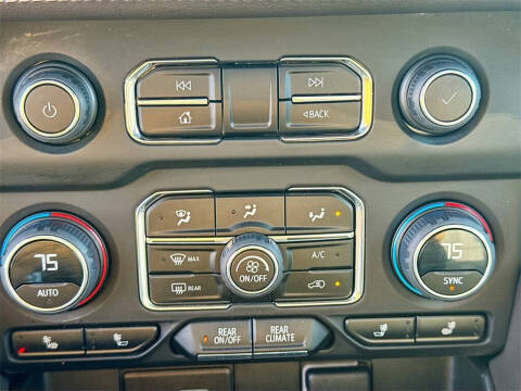 2023 Chevrolet Suburban Z71