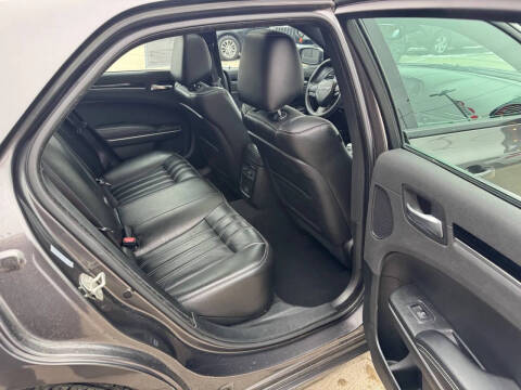 2023 Chrysler 300 S V6