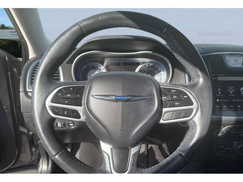 2018 Chrysler 300 Touring L