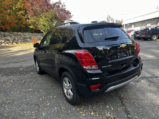 2022 Chevrolet Trax for sale at Bowman Auto Center in Clarkston, MI