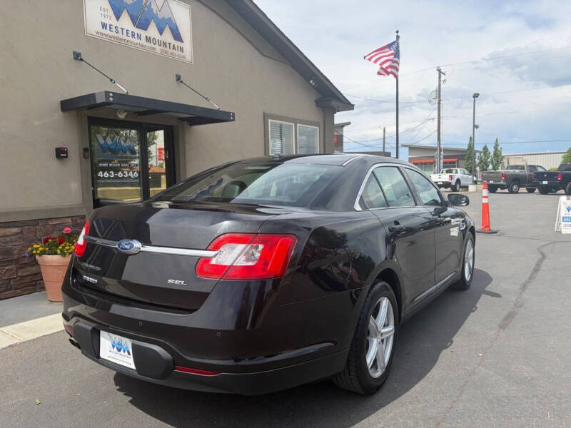 2011 Ford Taurus SEL