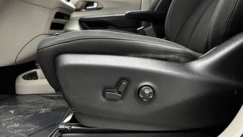 2019 Chrysler Pacifica LX