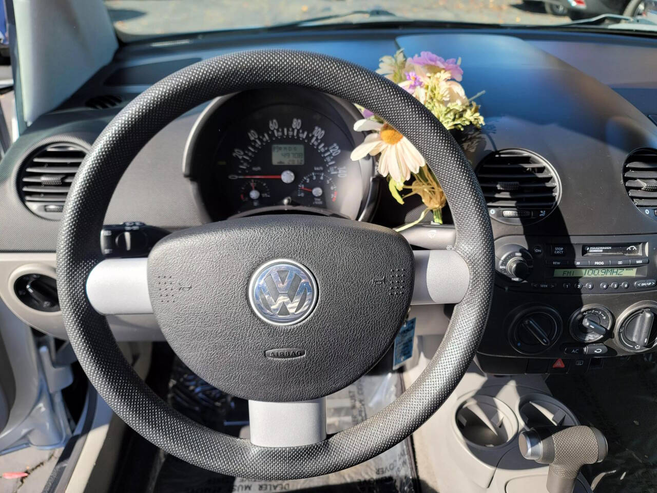 2003 Volkswagen New Beetle Convertible for sale at Victory Motors Inc in Modesto, CA