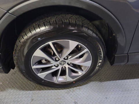 2016 Toyota RAV4 Hybrid XLE