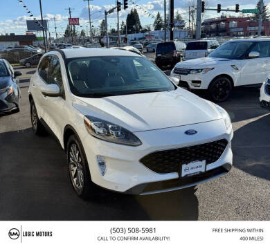 2020 Ford Escape Titanium