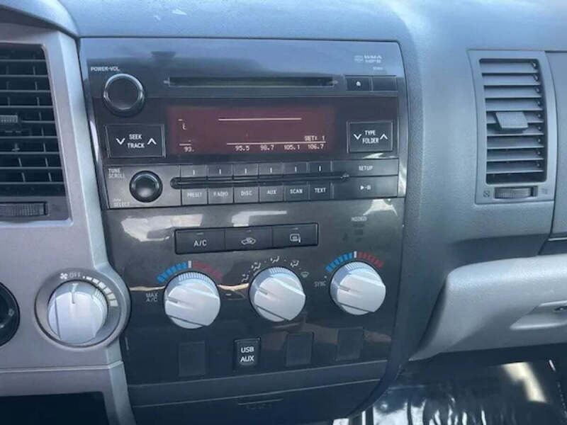 2013 Toyota Tundra Grade