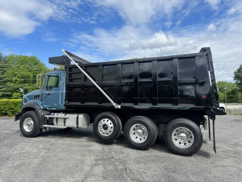 2013 Mack Granite