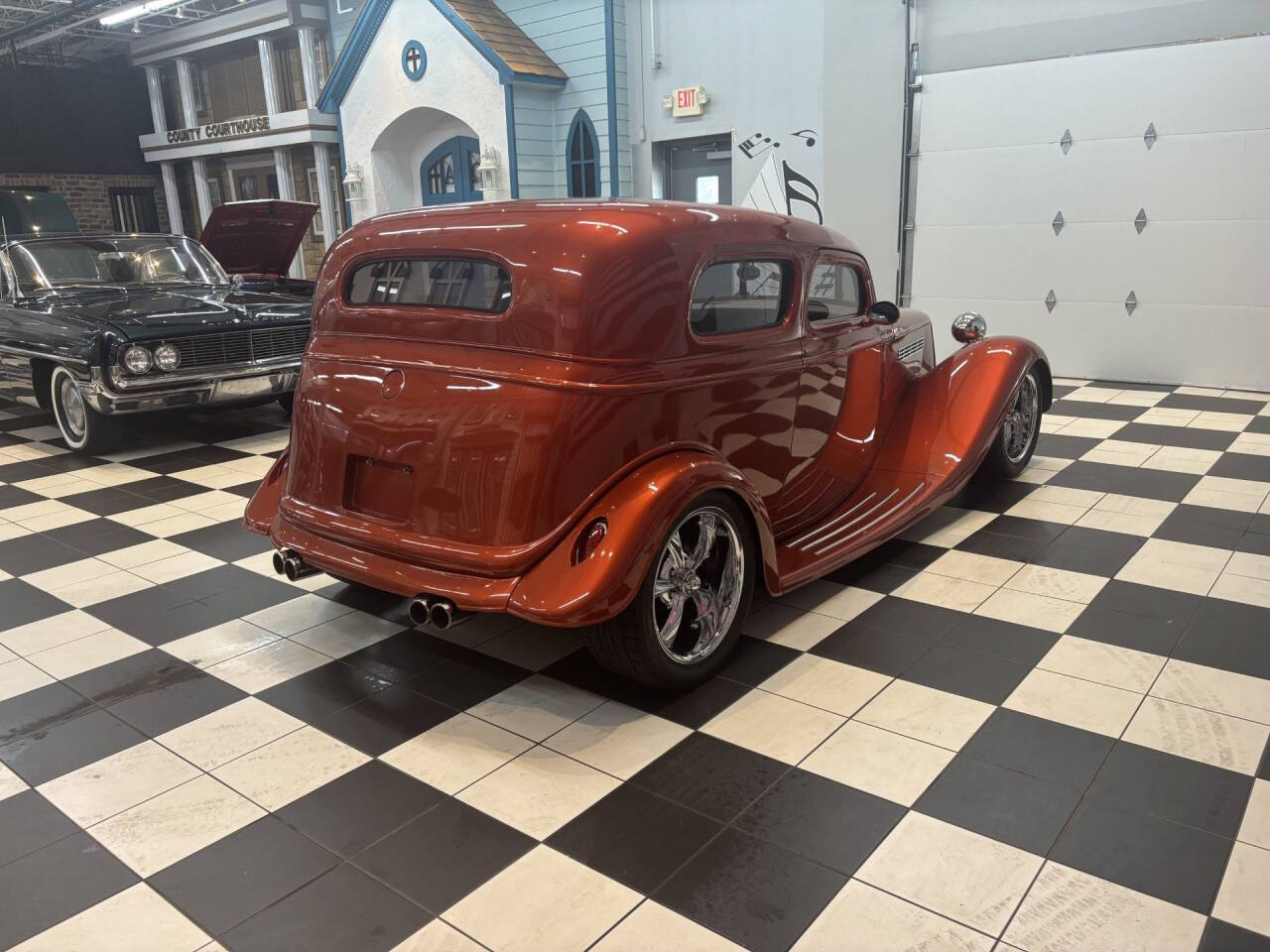 1933 Ford Victoria 7