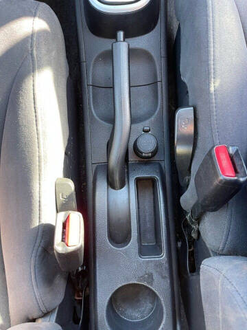 2008 Nissan Versa 1.8 S