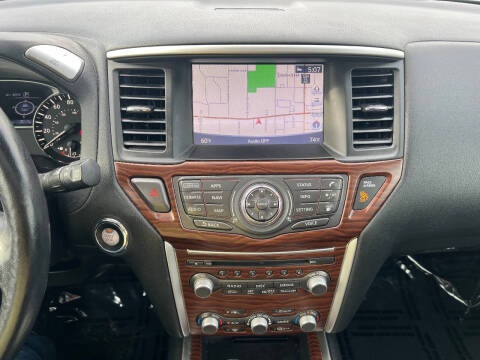2018 Nissan Pathfinder Platinum