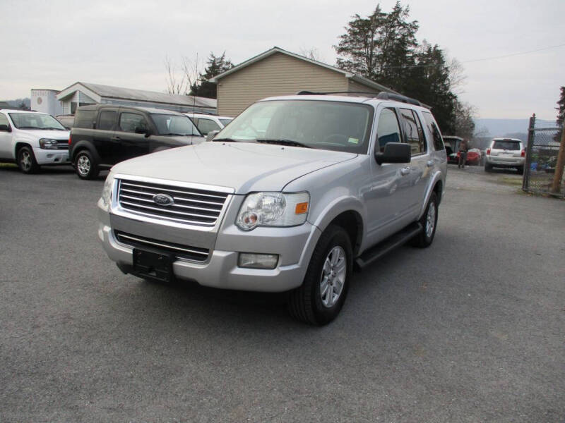 2009 Ford Explorer for sale at Supermax Autos in Strasburg VA