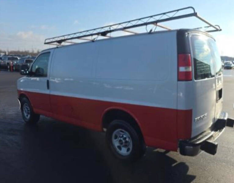2015 GMC Savana 2500
