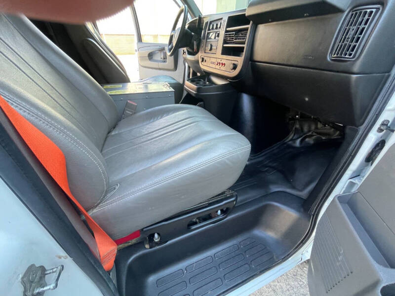 2015 Chevrolet Express 2500