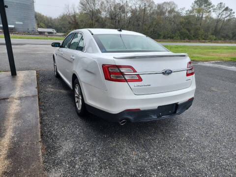2015 Ford Taurus SE