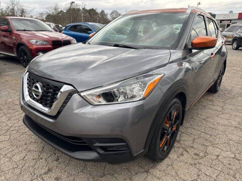 2019 Nissan Kicks SR