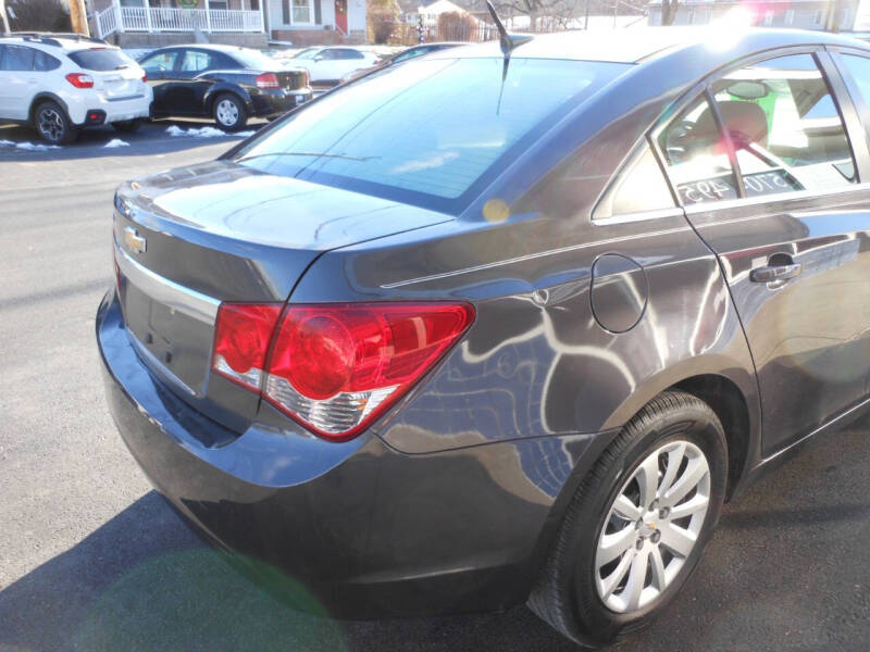 2011 Chevrolet Cruze LS