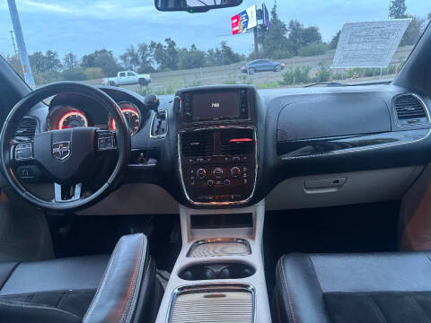 2017 Dodge Grand Caravan SXT