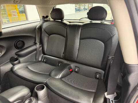 2015 MINI Hardtop 2 Door Cooper