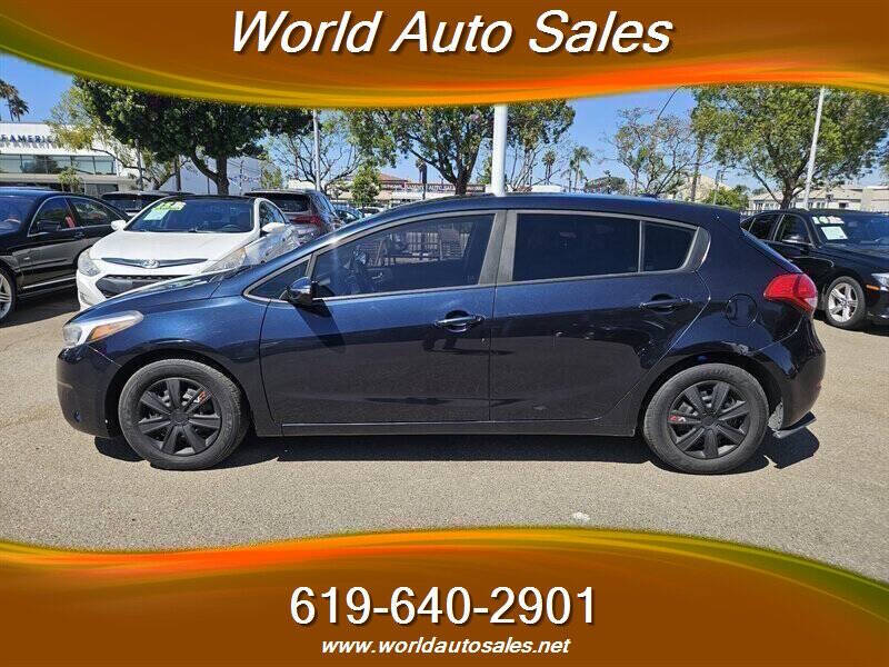 2017 Kia Forte5 LX