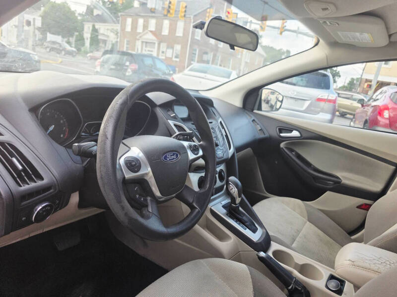 2014 Ford Focus SE