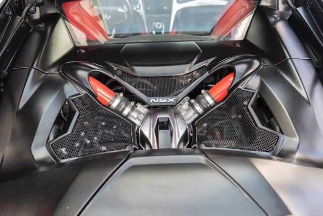 2018 Acura NSX 27