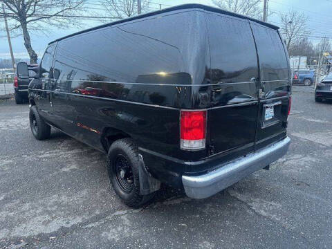 2014 Ford E-Series E-150