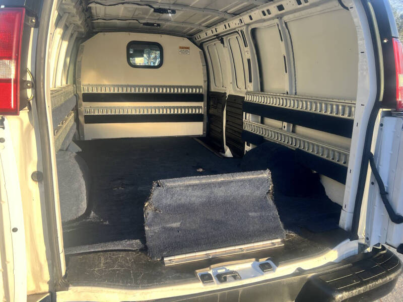 2019 Chevrolet Express 2500