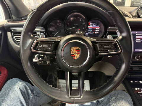 2023 Porsche Macan