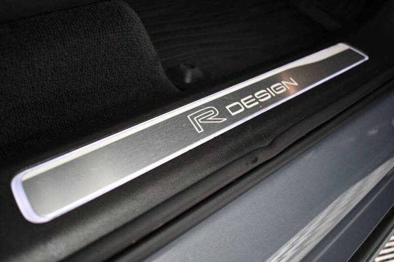 2020 Volvo XC90 T6 R-Design