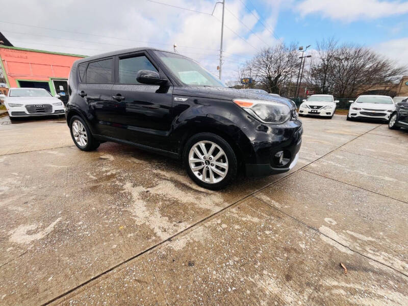 2017 Kia Soul +