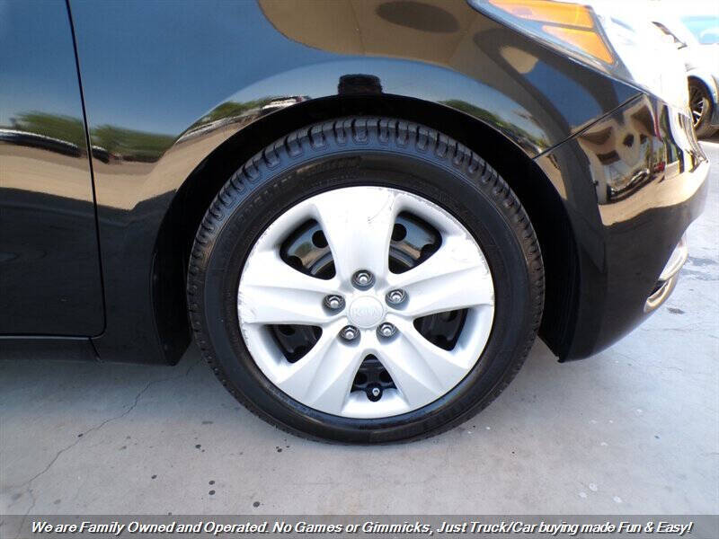 2016 Kia Forte5 LX