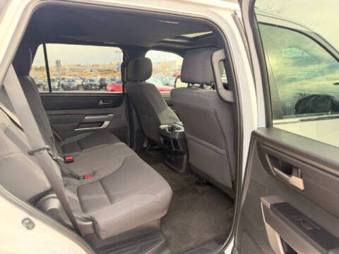 2025 Toyota Sequoia SR5