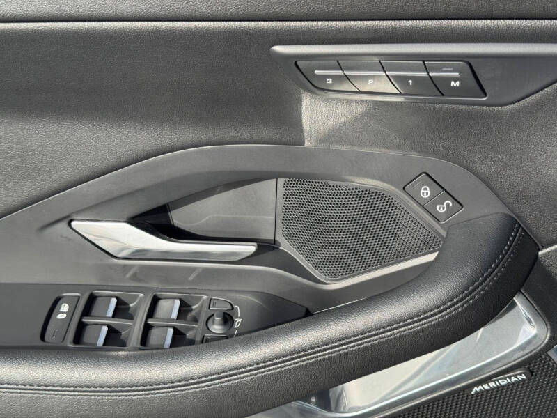 2020 Jaguar E-PACE P250 SE