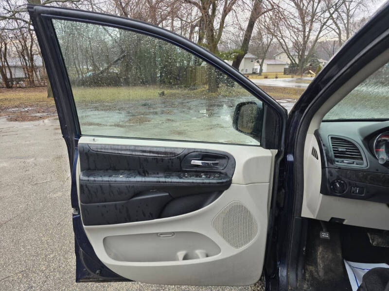 2014 Dodge Grand Caravan American Value Package