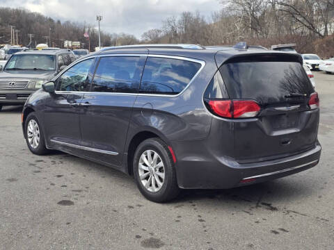 2018 Chrysler Pacifica Touring L