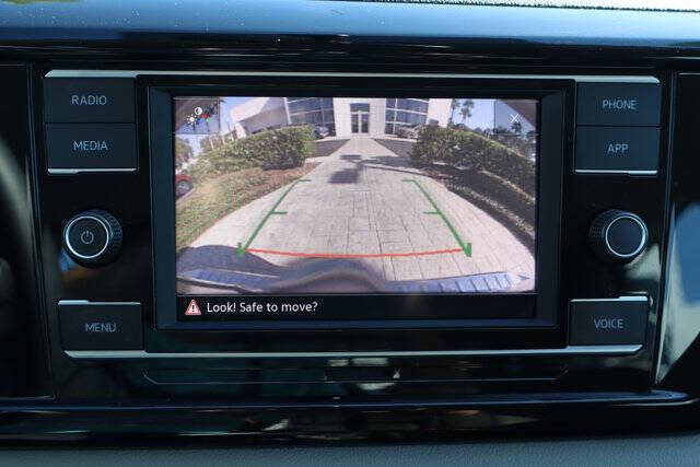 2023 Volkswagen Taos S