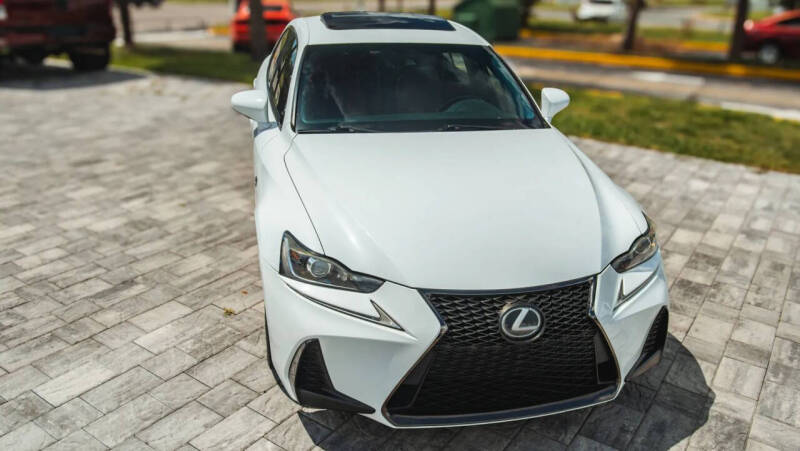 2017 Lexus IS 200t