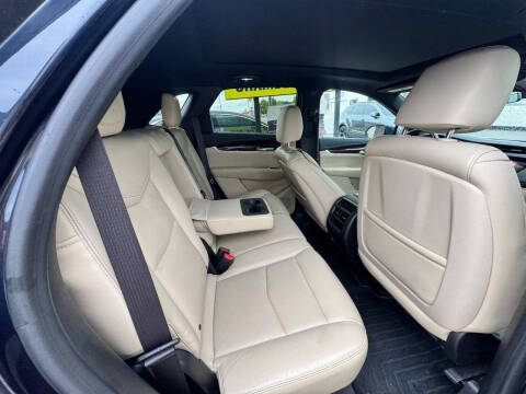 2017 Cadillac XT5 Luxury